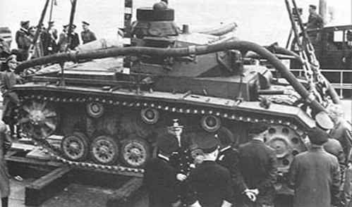 Tauchpanzer Pz III Ausf F, оборудованный для операции "Морской лев"